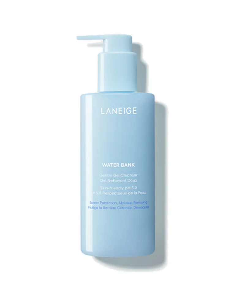 Frasco con dosificador de Water Bank Gentle Gel Cleanser sobre fondo blanco